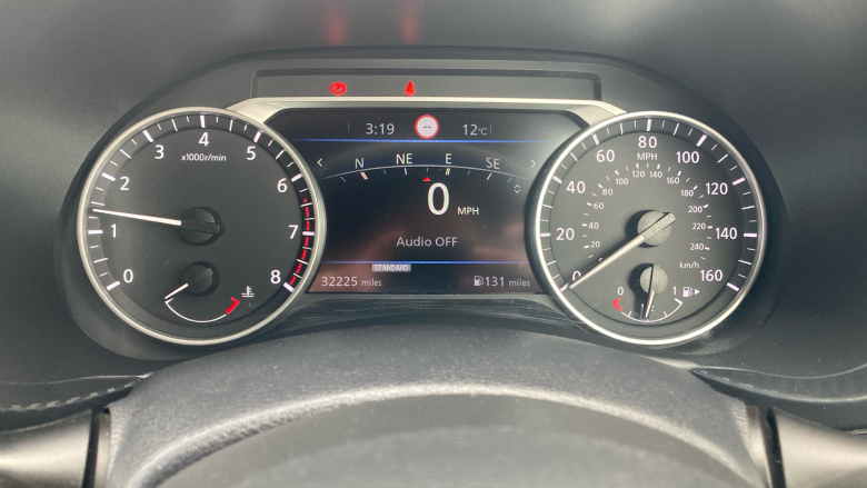 Nissan Juke 1.0 DiG-T 114 Tekna 5dr Petrol Hatchback